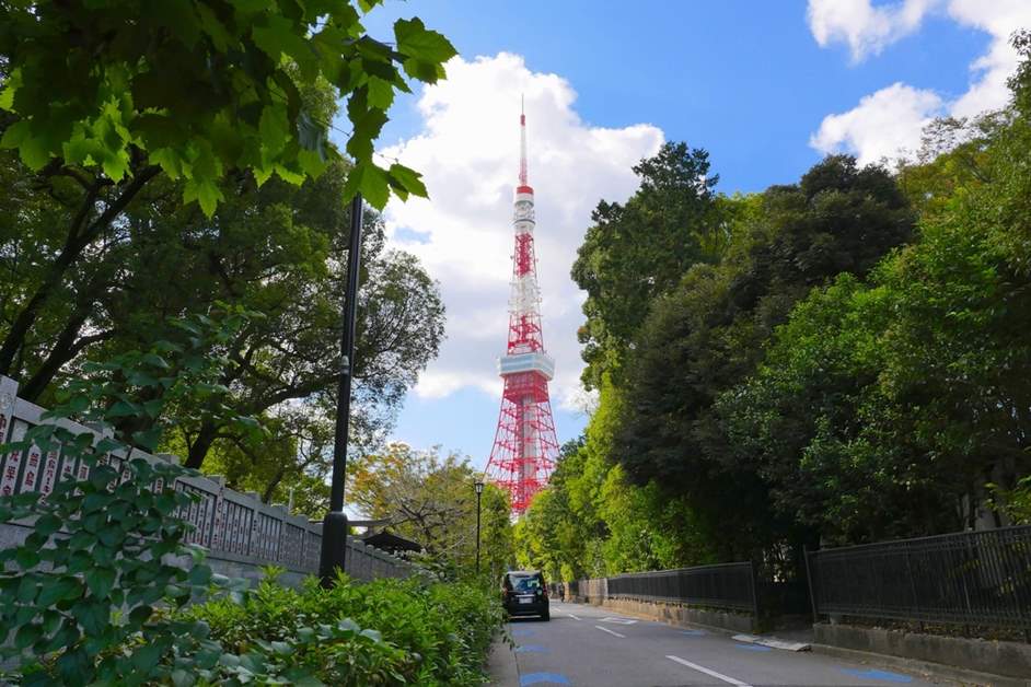 東京タワーが目の前に 芝 大門エリアのテラスカフェ 港区観光協会 Visit Minato City 東京都港区の観光情報公式サイト