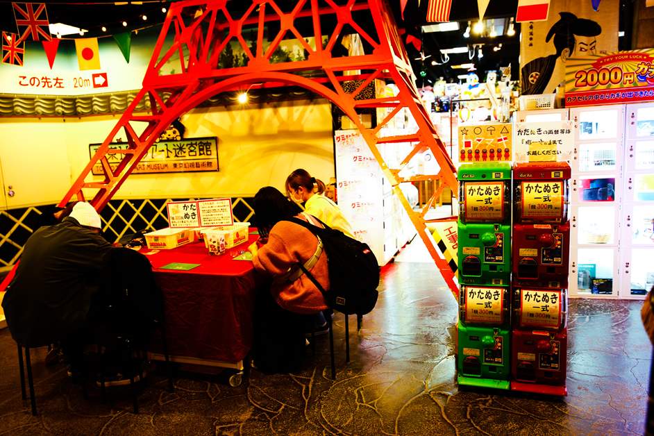 動画記事】レトロだけど新しい! 台場一丁目商店街で不思議と 動画記事】レトロだけど新しい! 台場一丁目商店街で不思議と